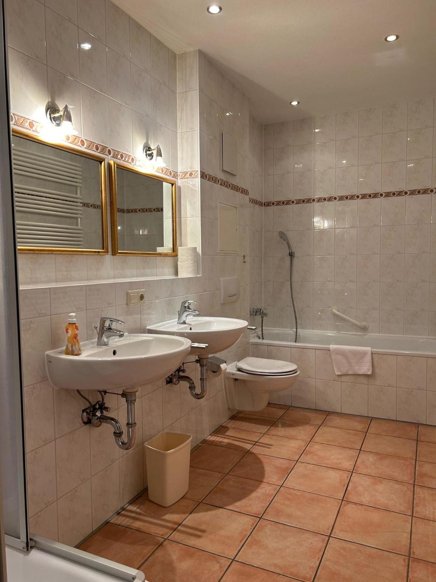 Gabi Mit Pool Und Sauna Übersee エクステリア 写真